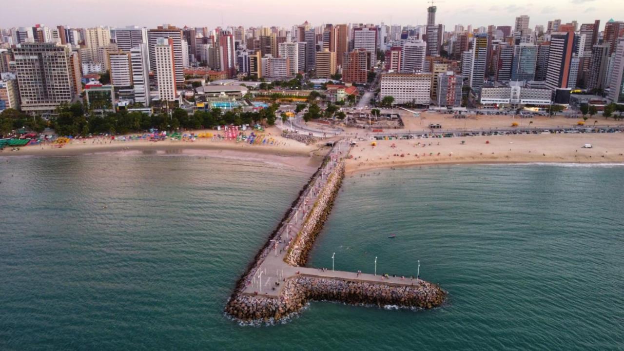Beira Mar Meireles A Um Passo Do Mar Форталеза Экстерьер фото